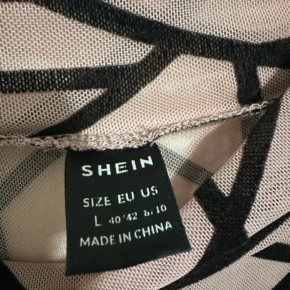 SHEIN Black and Tan Abstract Long Sleeve Mesh Top - Picture 6 of 6